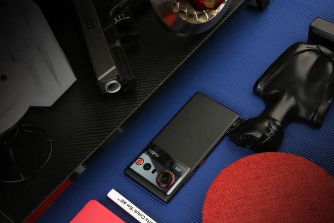 ”!努比亚 Z80 Ultra深度体验不朽情缘网站一台不妥协的“街拍游戏机(图10) ”!努比亚 Z80 Ultra深度体验不朽情缘网站一台不妥协的“街拍游戏机(图10)